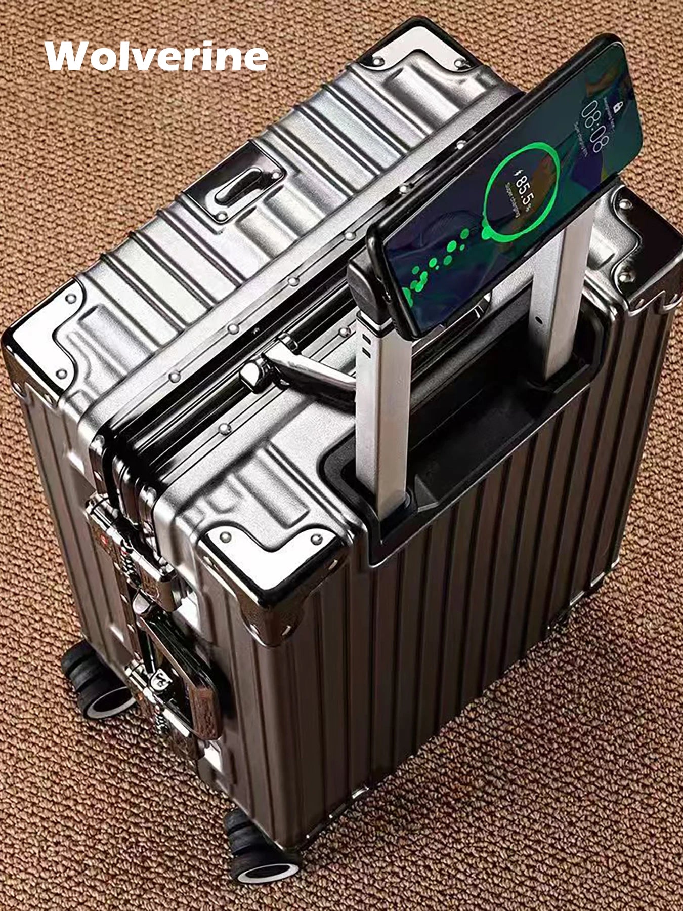 Wolverine luggage, a hard-shell suitcase with 108 rivets, 20-28 inches in size, featuring silent all-terrain wheels, a cup holde